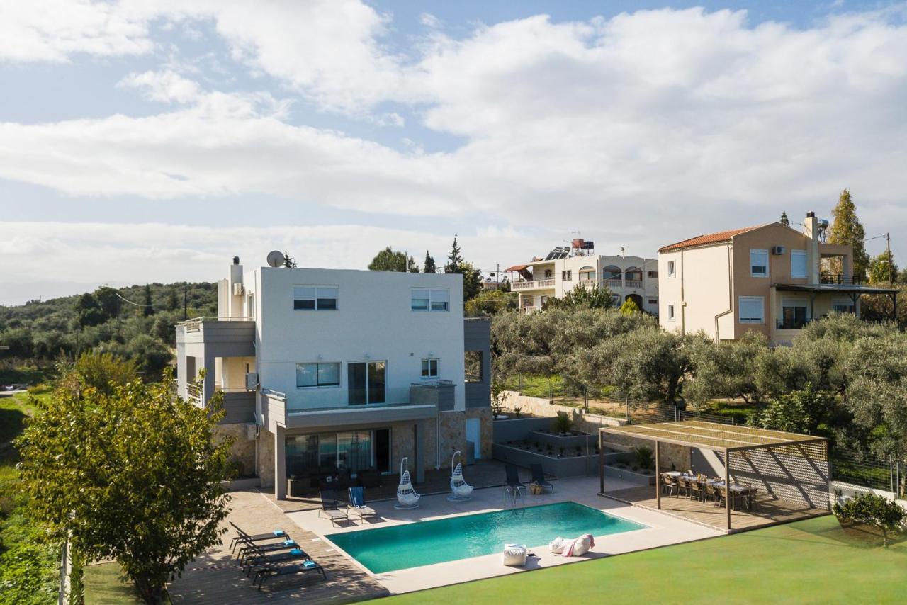 Villa Aelia Galatás Esterno foto
